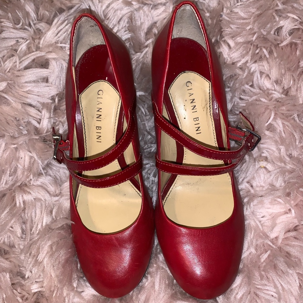 Gianni Bini Strappy Heels